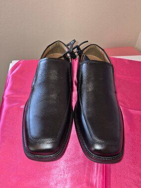 NWT Men's George Dominic Loafer.